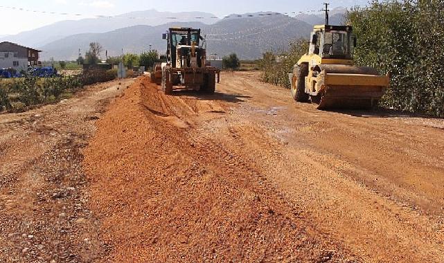 Antalya Büyükşehir Elmalı Bayralar köprüsünü yeniledi