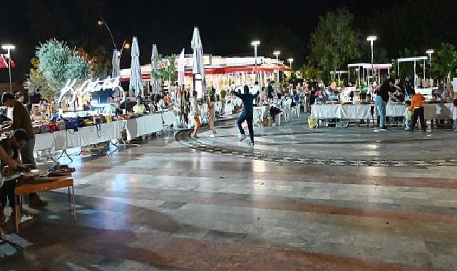 Kemer'de üreten ev hanımları kermesi yapıldı