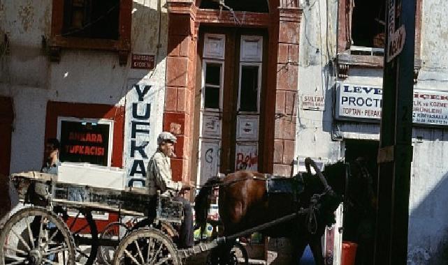 ARA GÜLER ARŞİVİNDEN AYVALIK FOTOĞRAFLARI GÜN YÜZÜNE ÇIKIYOR