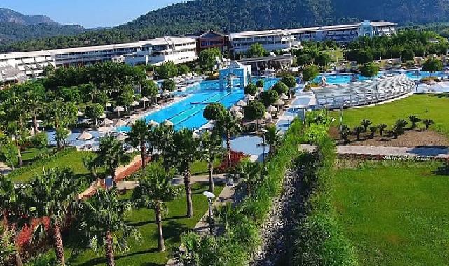 Hilton Dalaman, dünyanın dört bir yanından gelen dansçıları ağırlayarak Cumhuriyet'in 100. yılını kutluyor