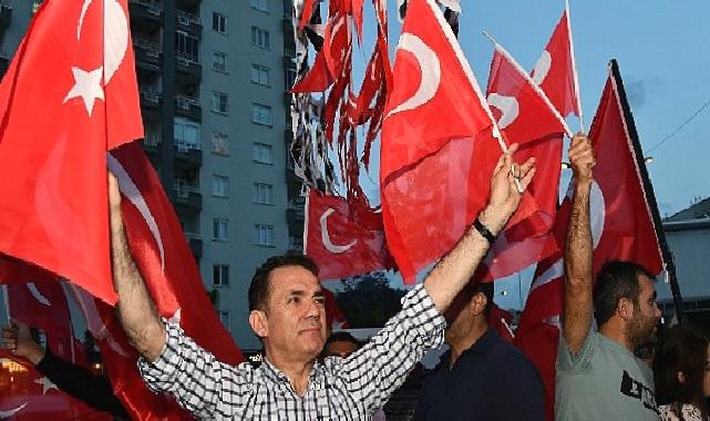 Başkan Abdullah Özyiğit, Cumhuriyetin 100 yılını kutladı