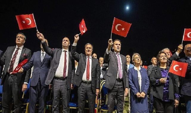 Batur: Sonsuza kadar Cumhuriyet, Sonsuza kadar Mustafa Kemal Atatürk!