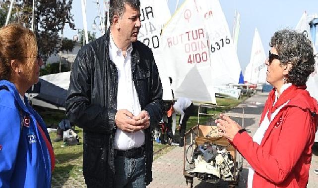 Kadıköy Belediyesi, Cumhuriyetimizin 100. yılına özel yelken yarışları düzenledi