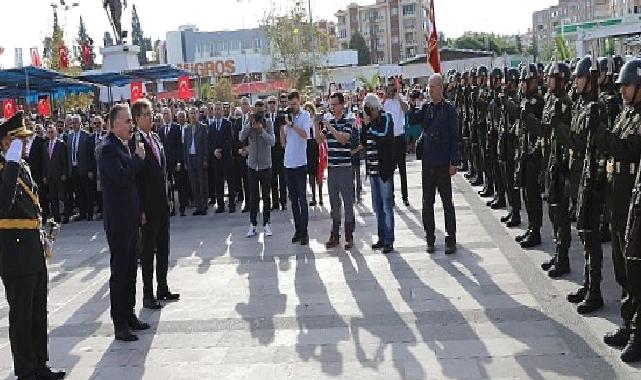 Edremit'te Cumhuriyet'in 100. Yılı coşkuyla kutlandı