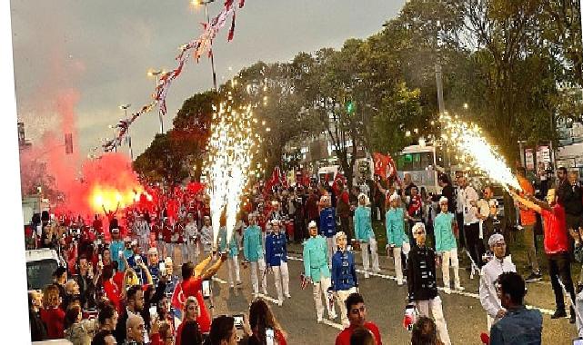 Avcılar Tarihinin En Kalabalık Cumhuriyet Korteji