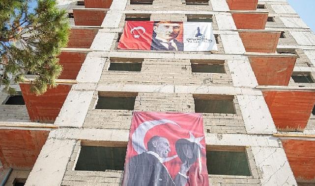 İzmir depreminde yaşamını yitirenler unutulmadı