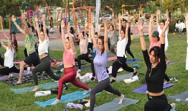 Nilüferliler yoga için buluşuyor