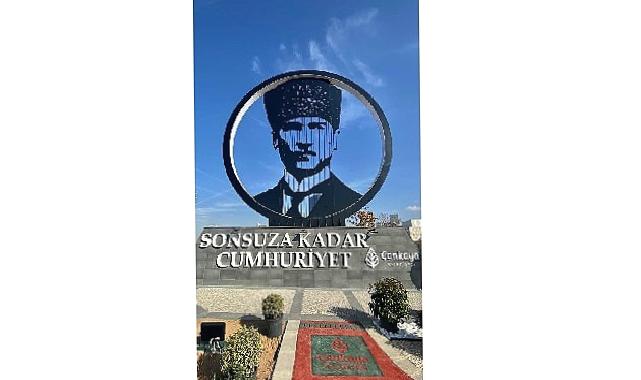 Çankaya belediyesi'nden Ankara'ya çelikten 10 metrelik Atatürk anıtı