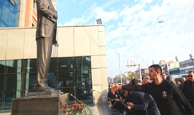 Karabağlar'dan Ata'ya saygı duruşu