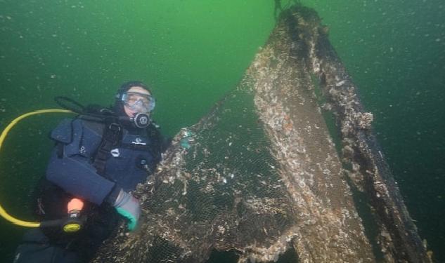 İzmit Körfezinden 5 ton hayalet ağ çıkarıldı