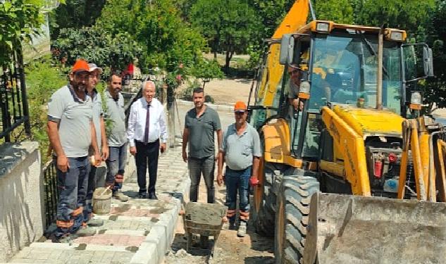 Karabağlar'da kaldırımlar yenileniyor