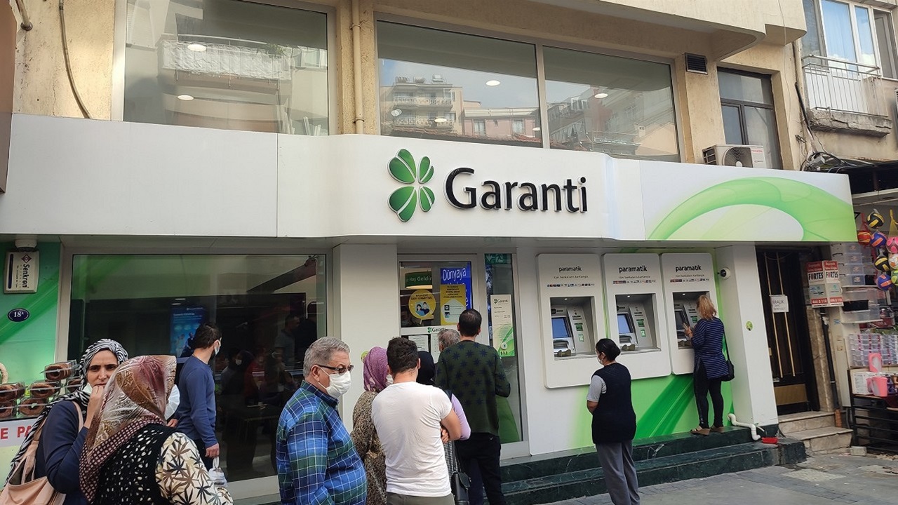 Garanti Bankası'ndan Gece Yarısı Açıklama Geldi: Hemen Başvurana 100 bin TL nakit Destek Verilecek