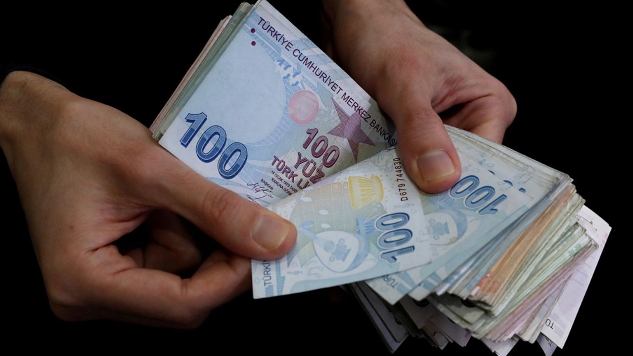 SSK, Bağ-Kur ve memur emeklilerinin belediği haberi canlı yayında DUYURDU! Bayramda 6000 lira ikramiye alacak...