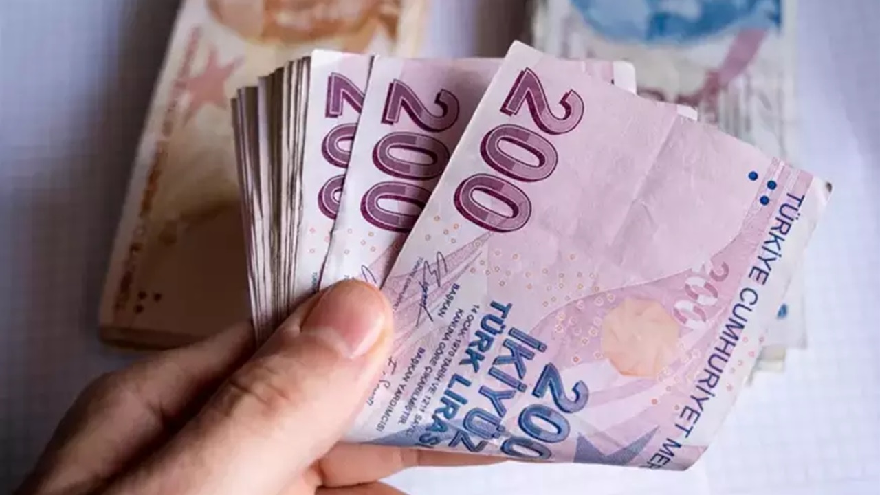 16,5 Milyon Emekliye 12 bin lira verilecek! İktidara yakın kanalda Erdoğan’ın son zam planını açıklandı