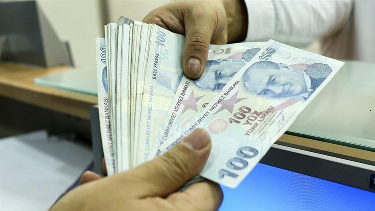 PTT'den 18-71 yaş arası kişilere yeni yardım ödemesi: PTT’den 1.500 TL-3.500 TL para yardımı nasıl alınır?