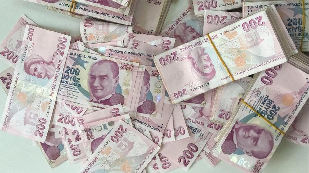 SSK, Bağ-Kur ve Emekli Sandığı tüm emeklilere 30.000 TL ödenecek! Halkbank 30.000 TL şartları nedir?