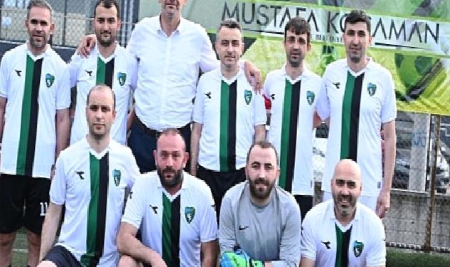 Kartepe'de Birimler Aarası Futbol Turnuvası Başladı