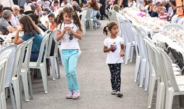 Deprem bölgesinde kardeşlik buluşması