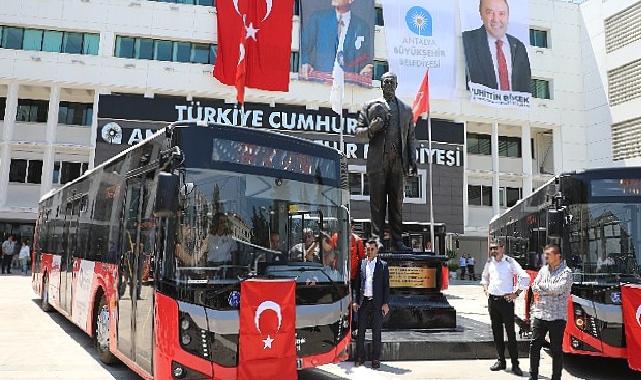 Büyükşehir'in 60 kırmızı otobüsü toplu ulaşımda hizmette