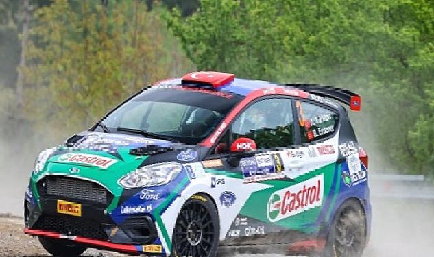 Yeşil Bursa Rallisi'nde pilotlar, Pirelli marka lastikler ile zorlu koşulları aştı