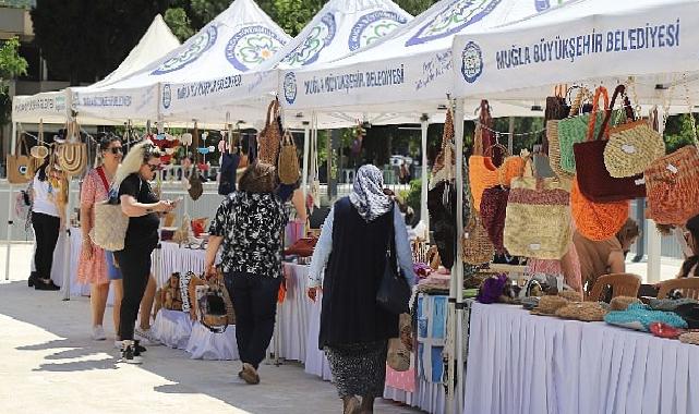 Sosyal Hizmet Atölyeleri'nde Kadınlar Üretiyor, Büyükşehir Destekliyor