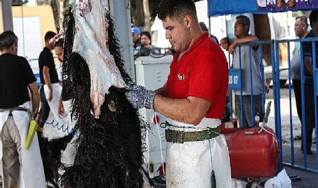 Antalya Büyükşehir'den 3 farklı noktada ücretsiz kurban kesim hizmeti