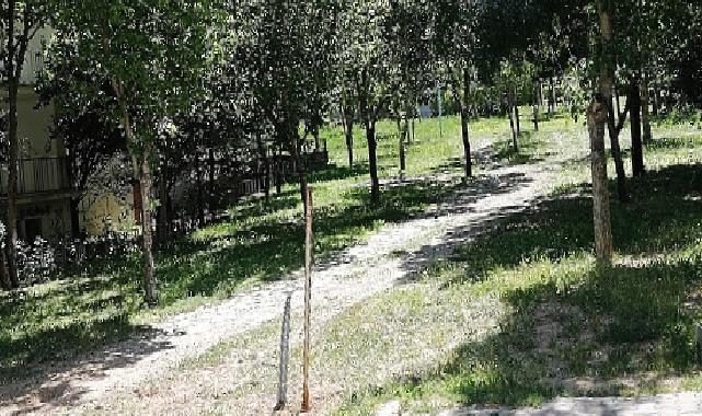 2000 Evler mahallesi'nde bulunan 2 park daha yenileniyor 