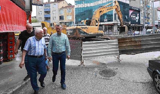 Yoğun yağışları sahada karşılayan Başkan Büyükakın, "Teyakkuz halindeyiz"