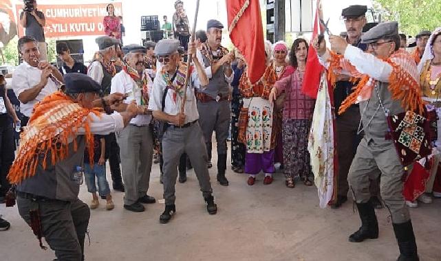 Başkan Tokat; "Cumhuriyetimizin yüzüncü yılında yörük şenliğini, Türbe köyleri ile buluşturmanın onur ve gururunu yaşıyoruz."