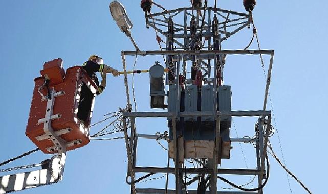 Sahiller doldu, bayramın 4. günü elektrik tüketiminde rekor kırıldı