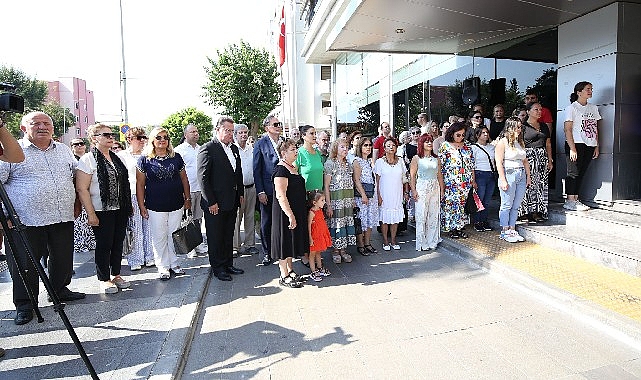 Srebrenitsa kurbanları 28. yılında Karşıyaka'da anıldı