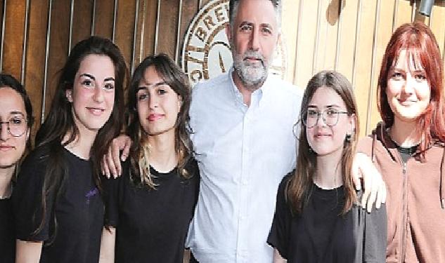 Başkan Sandal'dan gençlere mesaj: "Sandığa gelin, geleceğinizi geri alın"