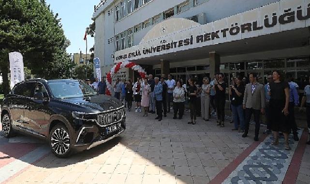 Türkiye'nin yerli otomobili TOGG DEÜ'nün Makam Aracı oldu