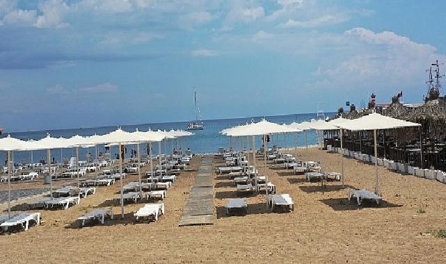 Kemer'in buluşma noktası "Deniz Kafe"