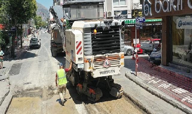 Aydın Büyükşehir Belediyesi Söke^'nin yollarını yeniliyor 