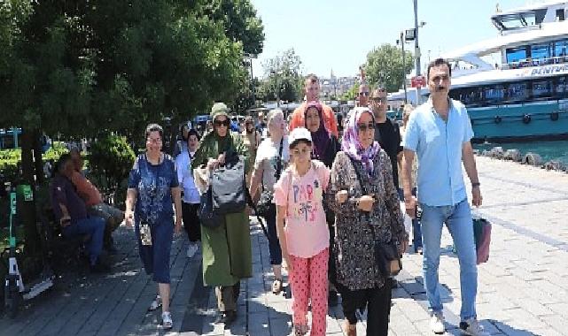 Kocaeli Büyükşehir, özel öğrencilere İstanbul'u gezdirdi