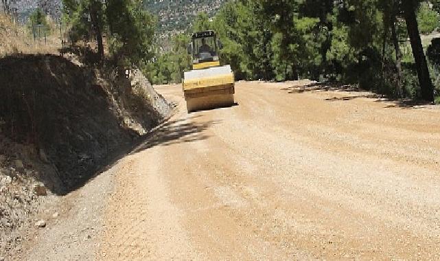 Belenobası-Gebece grup yolunda asfalt öncesi hazırlık