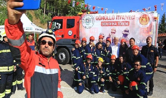 Gönüllü İtfaiyeciler Sertifikalarını aldı