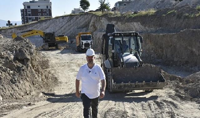 Menemen Belediyesi geleceğin doğa dostu kütüphanesinin inşaatına başladı