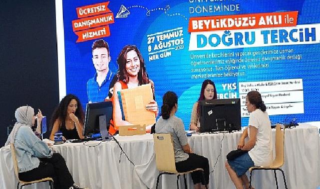 Beylikdüzü Belediyesi tercih döneminde de öğrencilerin yanında