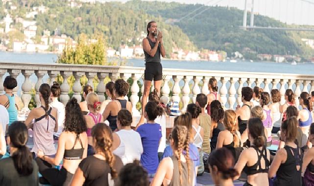 "Chris Chavez ile Müzede Yoga" 3 Ağustos Perşembe günü SSM'de