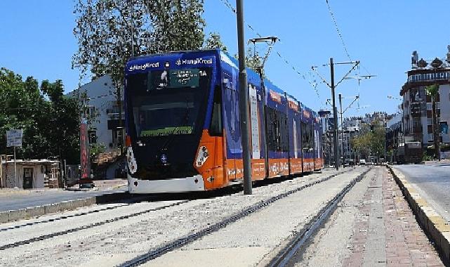 Doğu Garajı-Meydan arasındaki tramvay hattında onarım çalışması