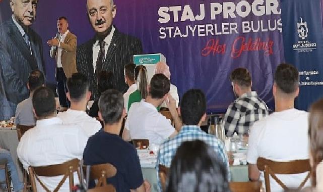 Büyükşehir stajyerleriyle buluşan Büyükakın; İdeallerinizden asla vazgeçmeyin