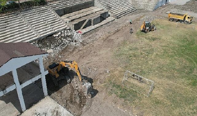 Kumluca Stadyum projesi için ilk kazma vuruldu