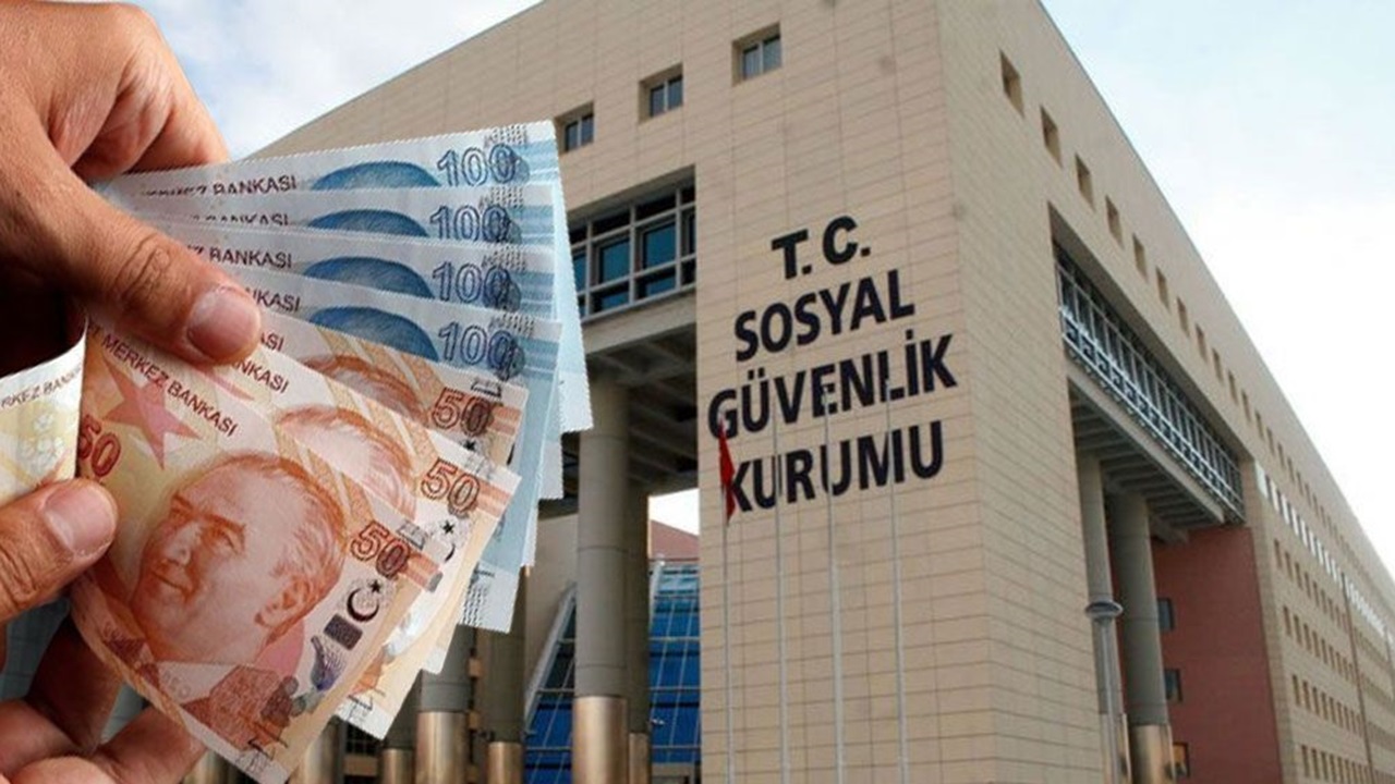 SGK önünde emeklilik kuyrukları oluştu... 2025 yılı emekli olanlar düşük maaş mı alacak?