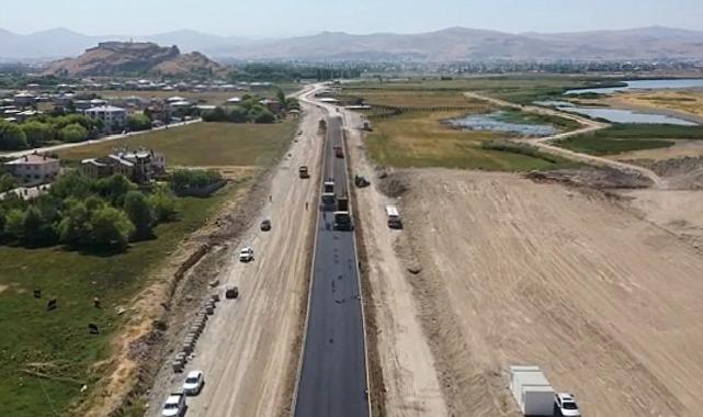 Van Sahil Yolu'nda Asfalt Çalışmaları Başladı