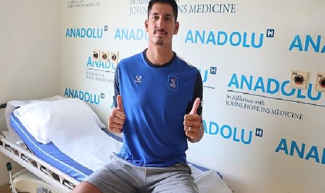 Anadolu Efes'li Derek Willis sağlık kontrolünden geçti