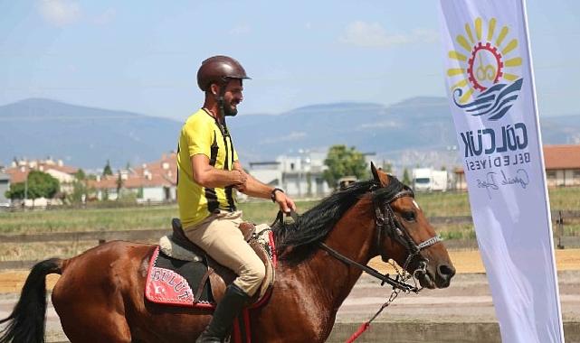 Rahvan At Yarışı Gölcük Koşusu Nefesleri Kesti