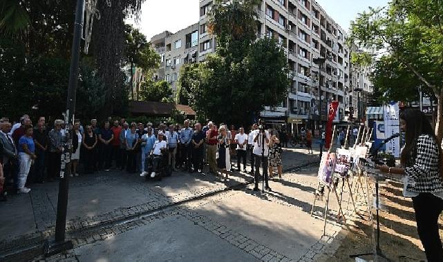 Merhum Akyarlı İzmir Kent Konseyi Parkı'nda anıldı