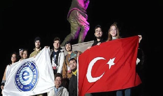 Ege Üniversitesi, "Kocatepe Zafer Yürüyüşü "ne katıldı